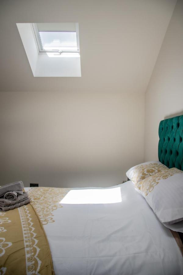 BV Lush Apartment At Conditioning House Bradford Bradford  Esterno foto