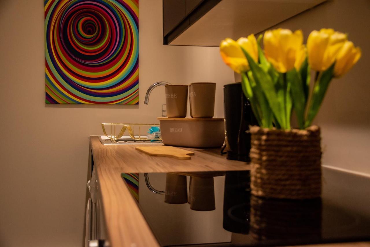 BV Lush Apartment At Conditioning House Bradford Bradford  Esterno foto