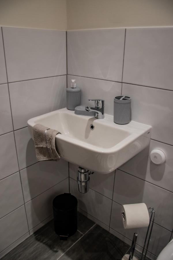 BV Lush Apartment At Conditioning House Bradford Bradford  Esterno foto