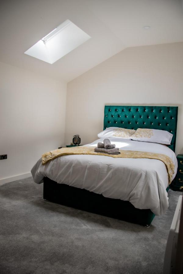 BV Lush Apartment At Conditioning House Bradford Bradford  Esterno foto